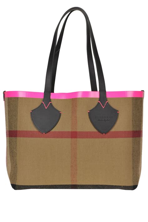 geanta burberry